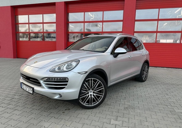 Porsche Cayenne cena 135900 przebieg: 139500, rok produkcji 2012 z Rzeszów małe 781